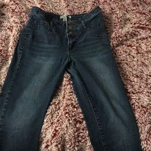 Blue jeans with three buttons never worn size 8